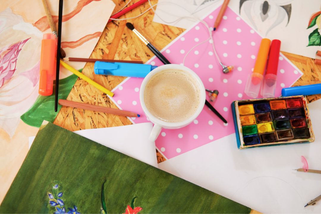 Café e Arte: Como o Consciência Abre Espaço para Artistas Locais